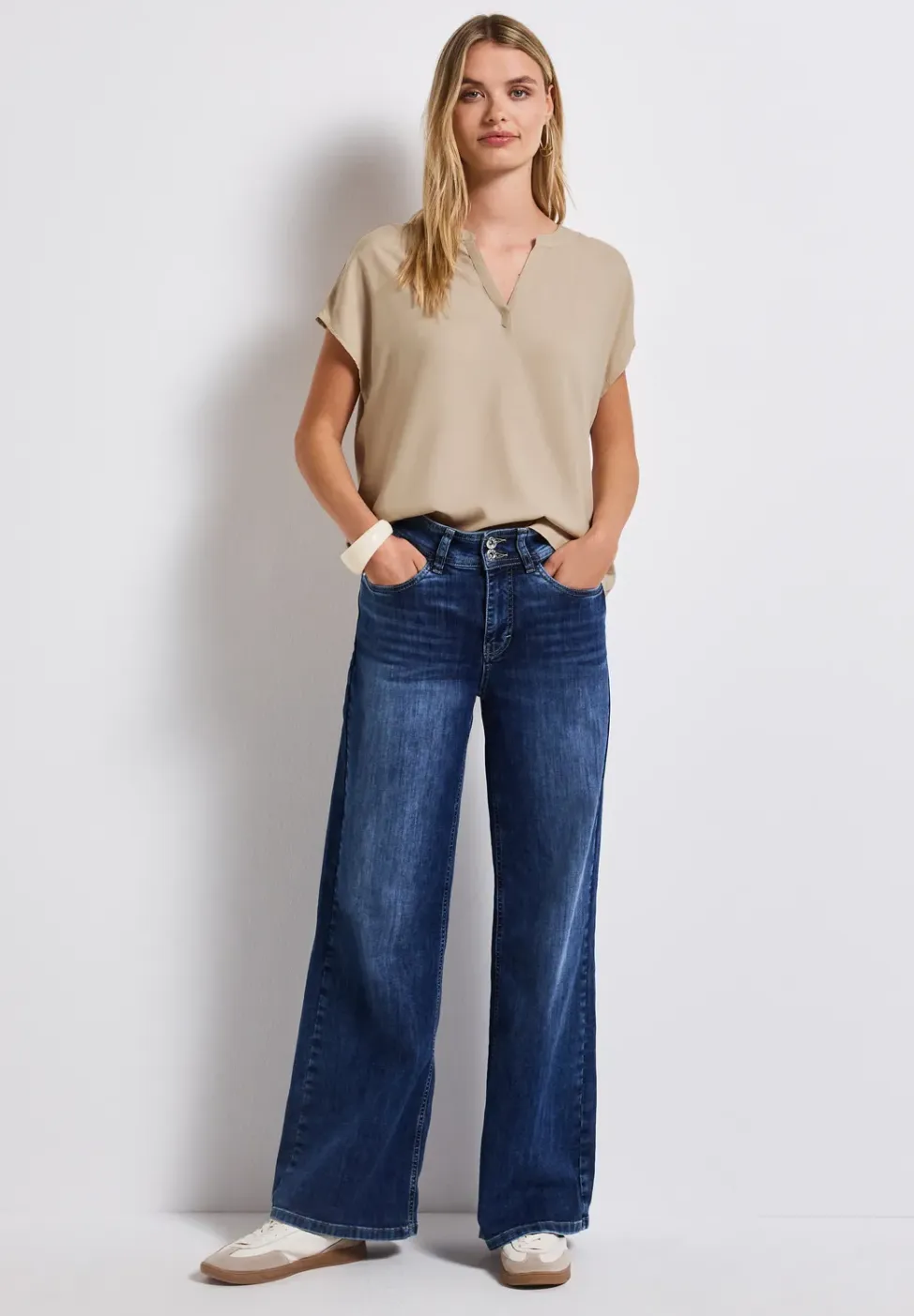 Blouse met gespleten hals in effen kleur