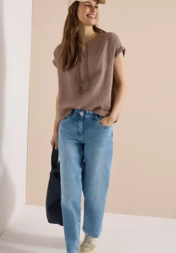 Blouse met gespleten hals in mousseline