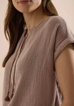 Blouse met gespleten hals in mousseline