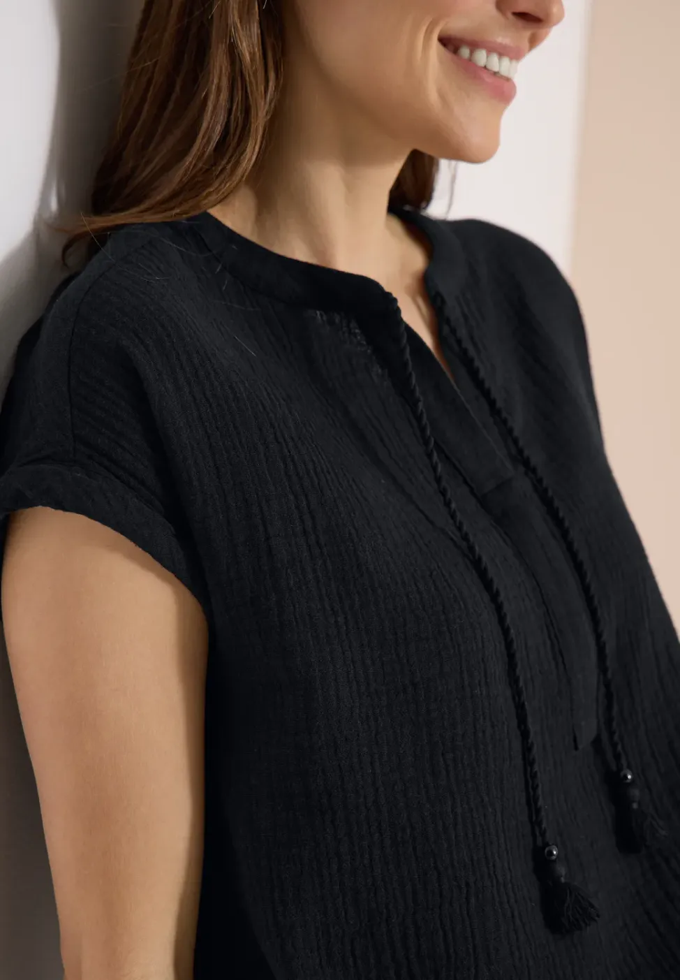 Blouse met gespleten hals in mousseline