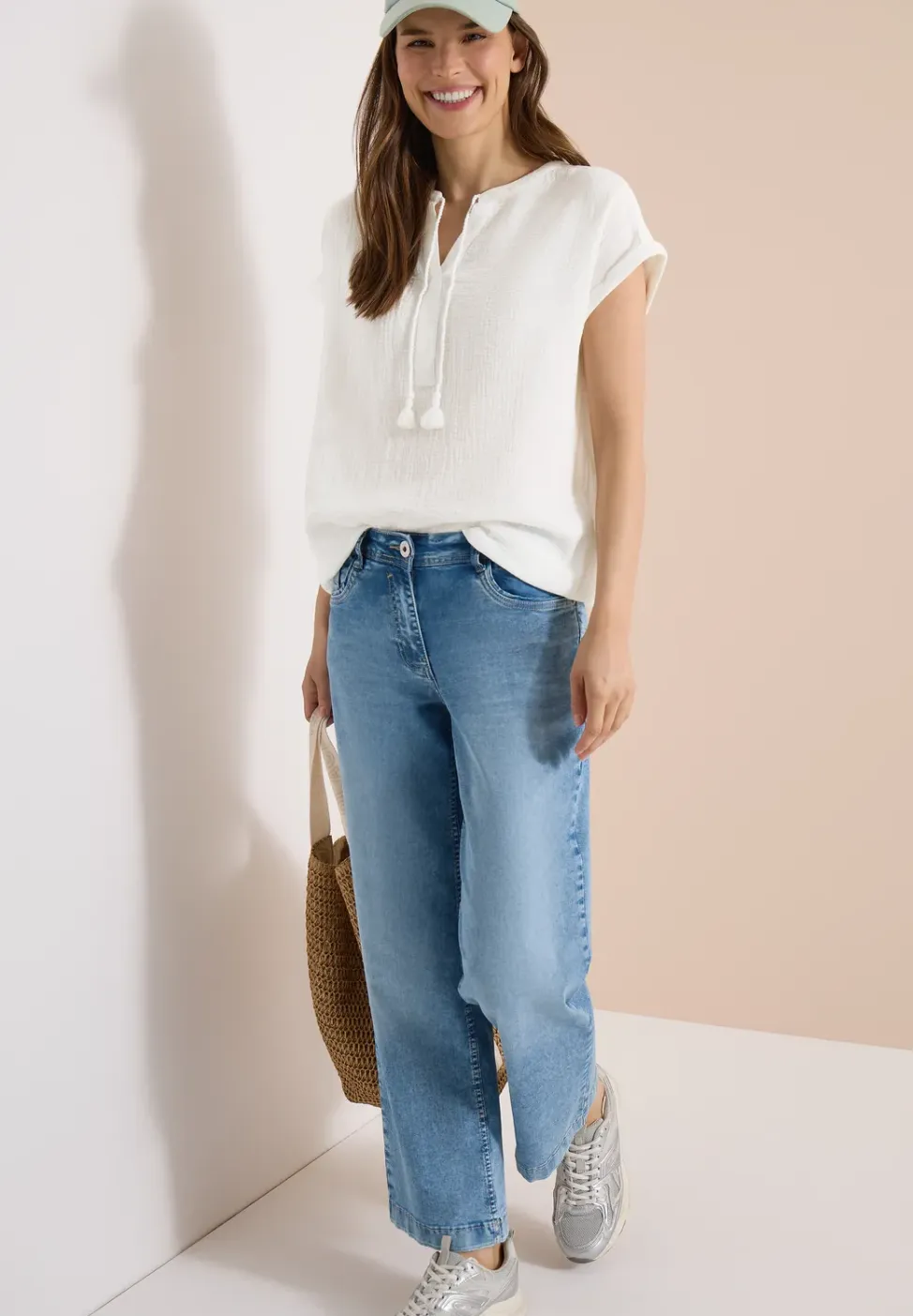 Blouse met gespleten hals in mousseline