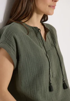 Blouse met gespleten hals in mousseline