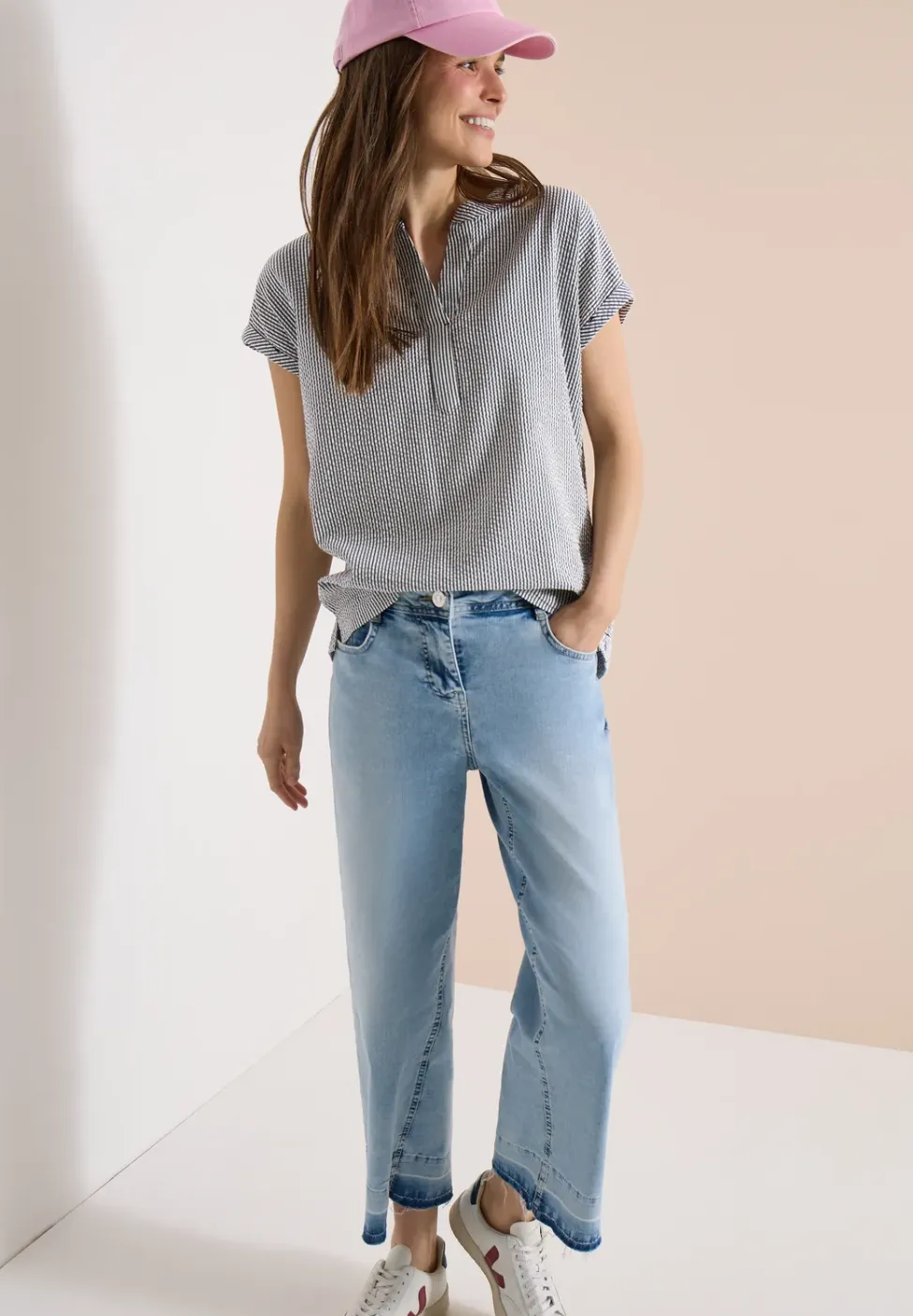 Blouse met gespleten hals in seersucker kwaliteit