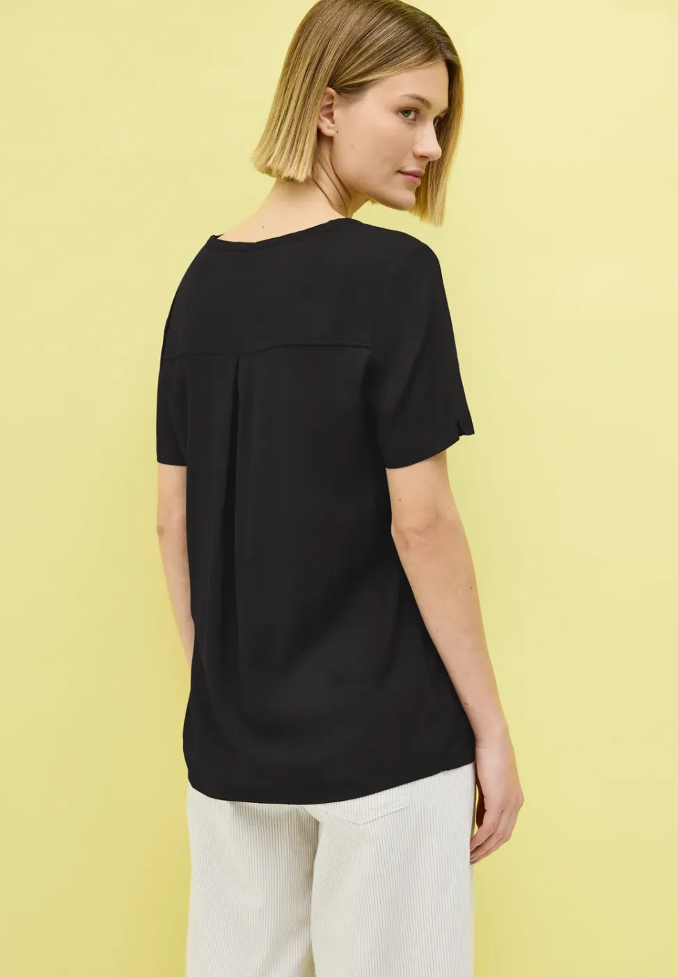 Blouse met knoopdetail