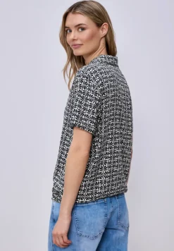 Blouse met korte mouwen en bowlingkraag