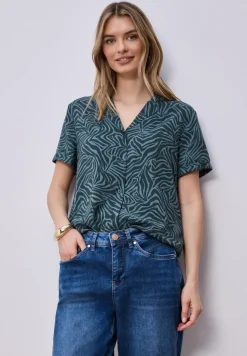 Blouse met korte mouwen en bowlingkraag