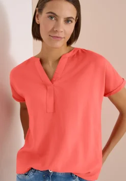 Blouse met korte mouwen en gespleten hals