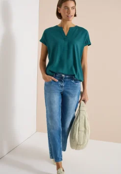 Blouse met korte mouwen en gespleten hals