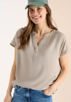 Blouse met korte mouwen en gespleten hals