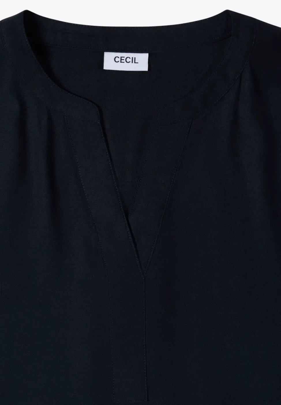 Blouse met korte mouwen en gespleten hals