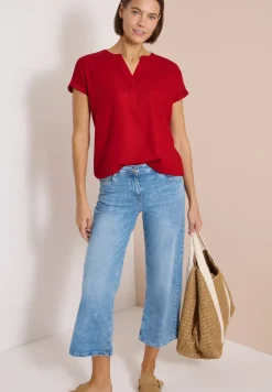 Blouse met korte mouwen en gespleten hals