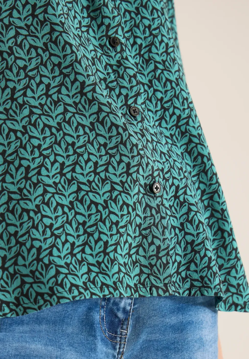 Blouse met korte mouwen en knoopsluiting