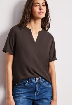 Blouse met korte mouwen en omslag