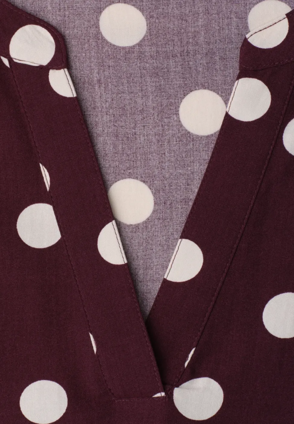 Blouse met korte mouwen en omslag