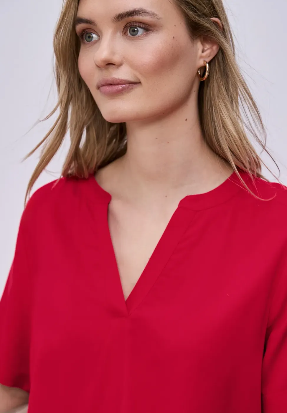 Blouse met korte mouwen en omslag