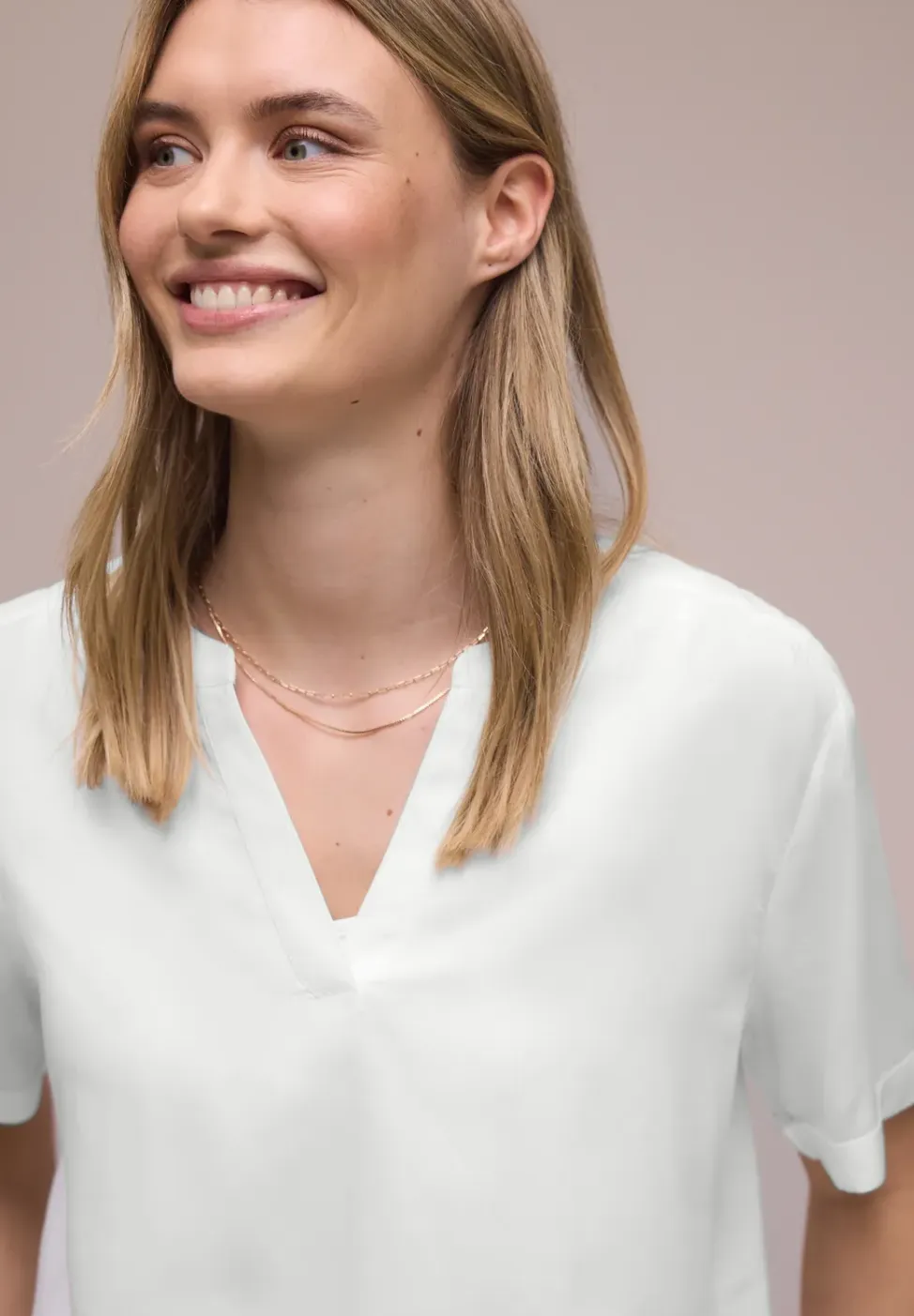 Blouse met korte mouwen en omslag
