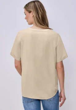 Blouse met korte mouwen en omslag