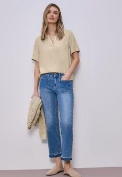 Blouse met korte mouwen en omslag