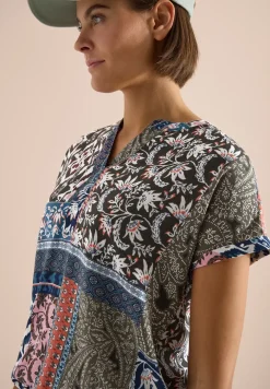 Blouse met korte mouwen en patchworkprint