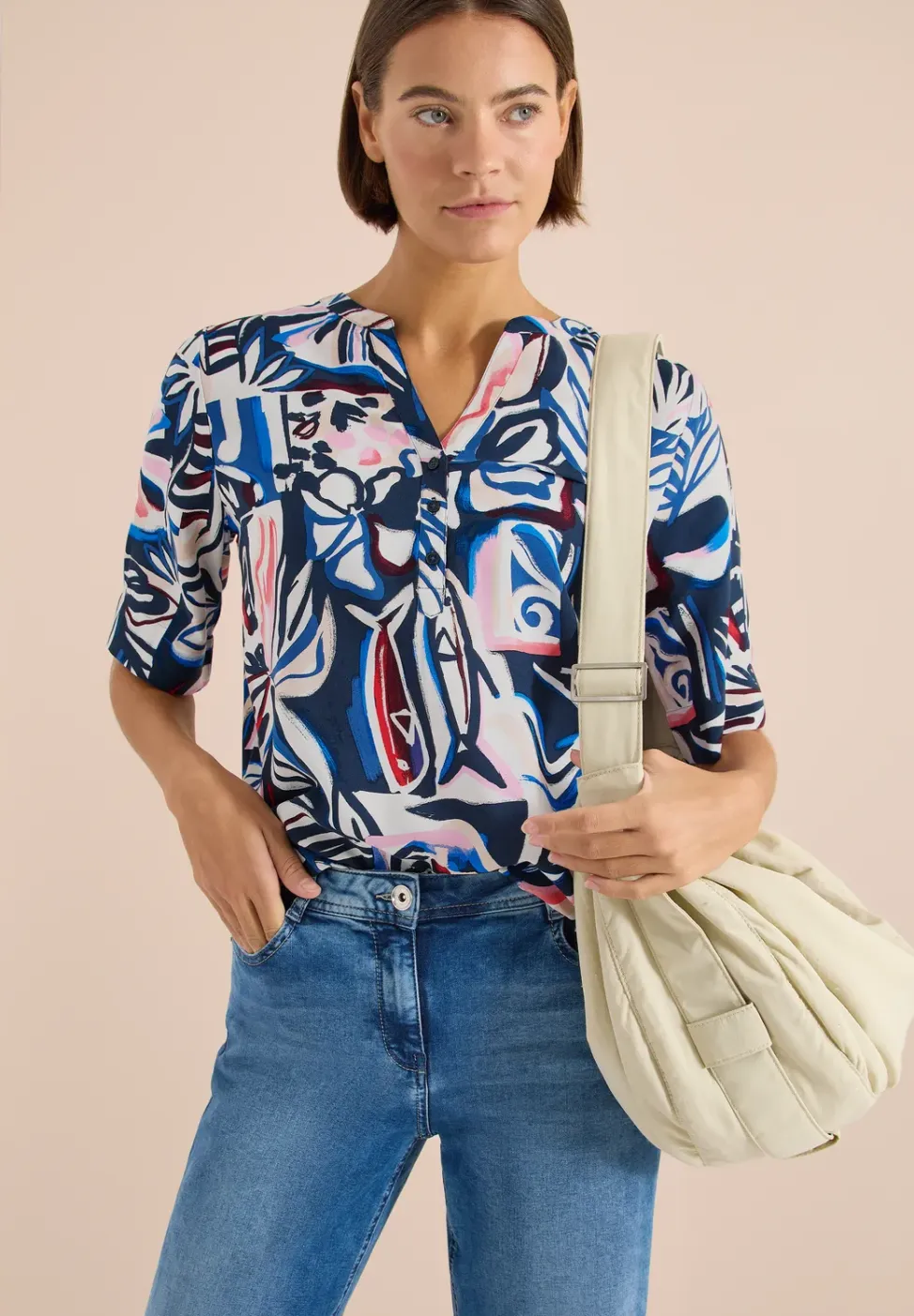 Blouse met korte mouwen en veelkleurige print