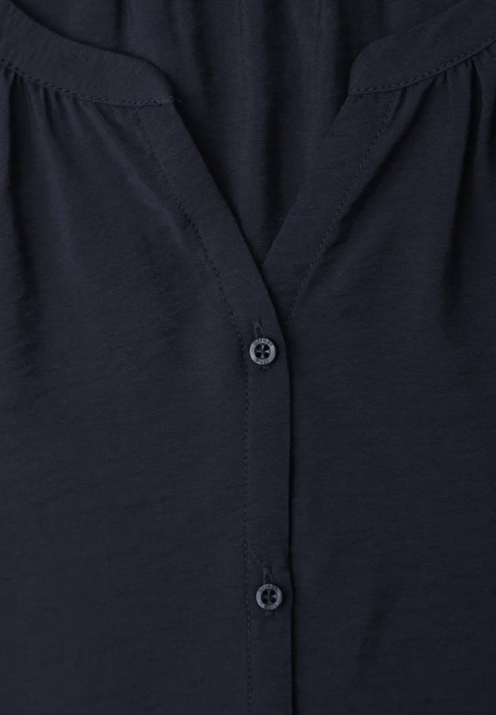 Blouse met korte mouwen, gespleten hals en knopen