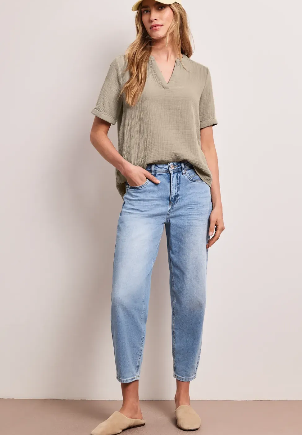 Blouse met korte mouwen in mousseline kwaliteit