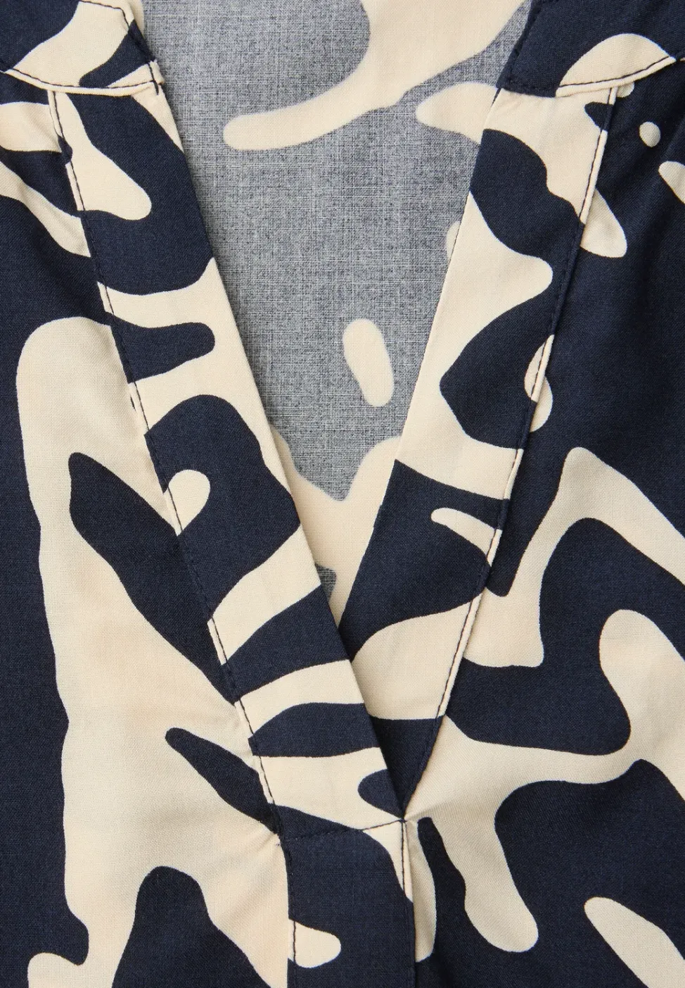 Blouse met lange mouwen en elastische tailleband