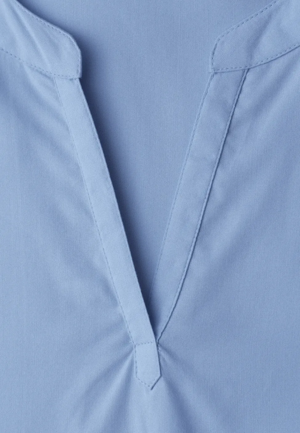 Blouse met losse schouders en gespleten hals