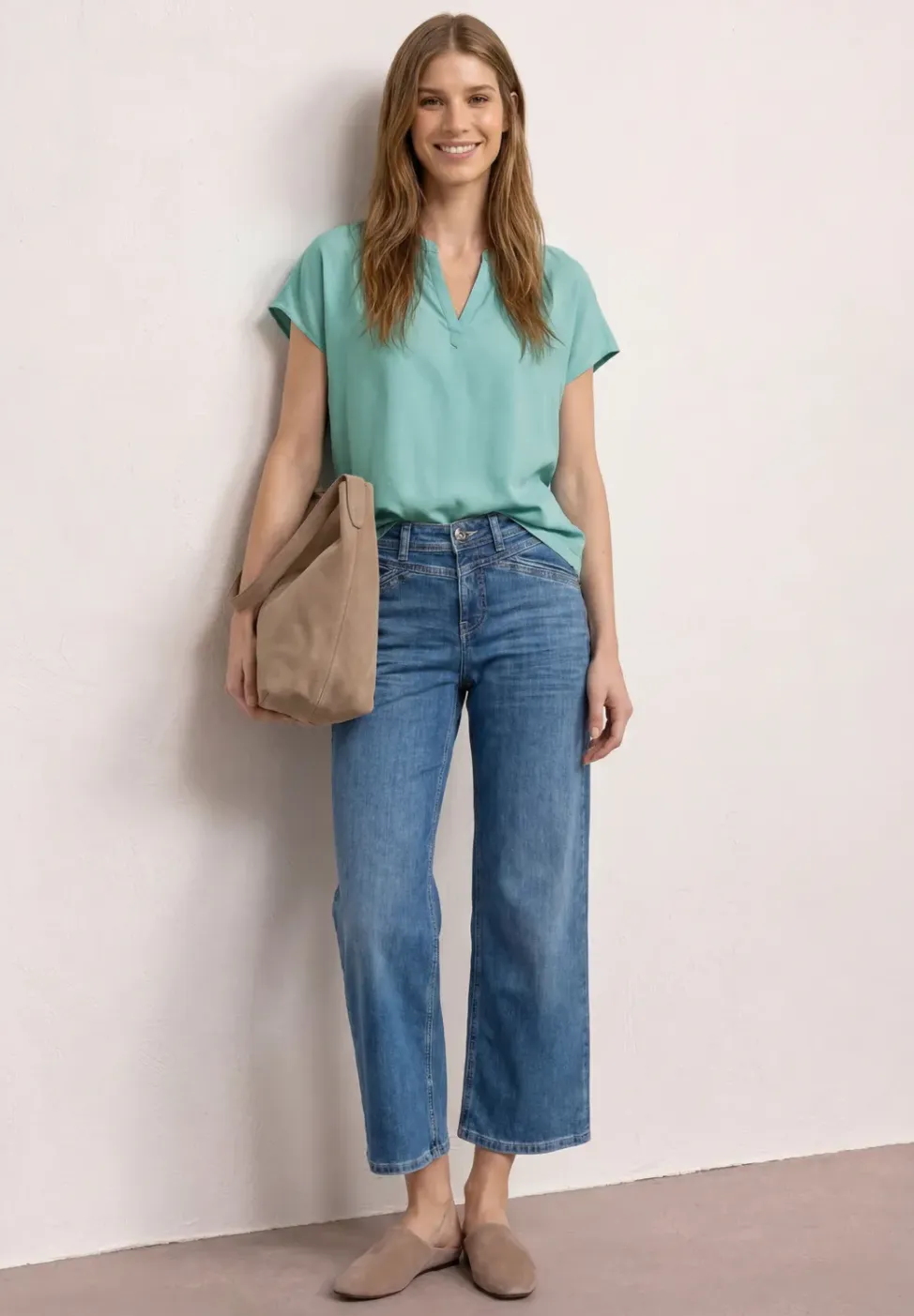 Blouse met losse schouders en gespleten hals