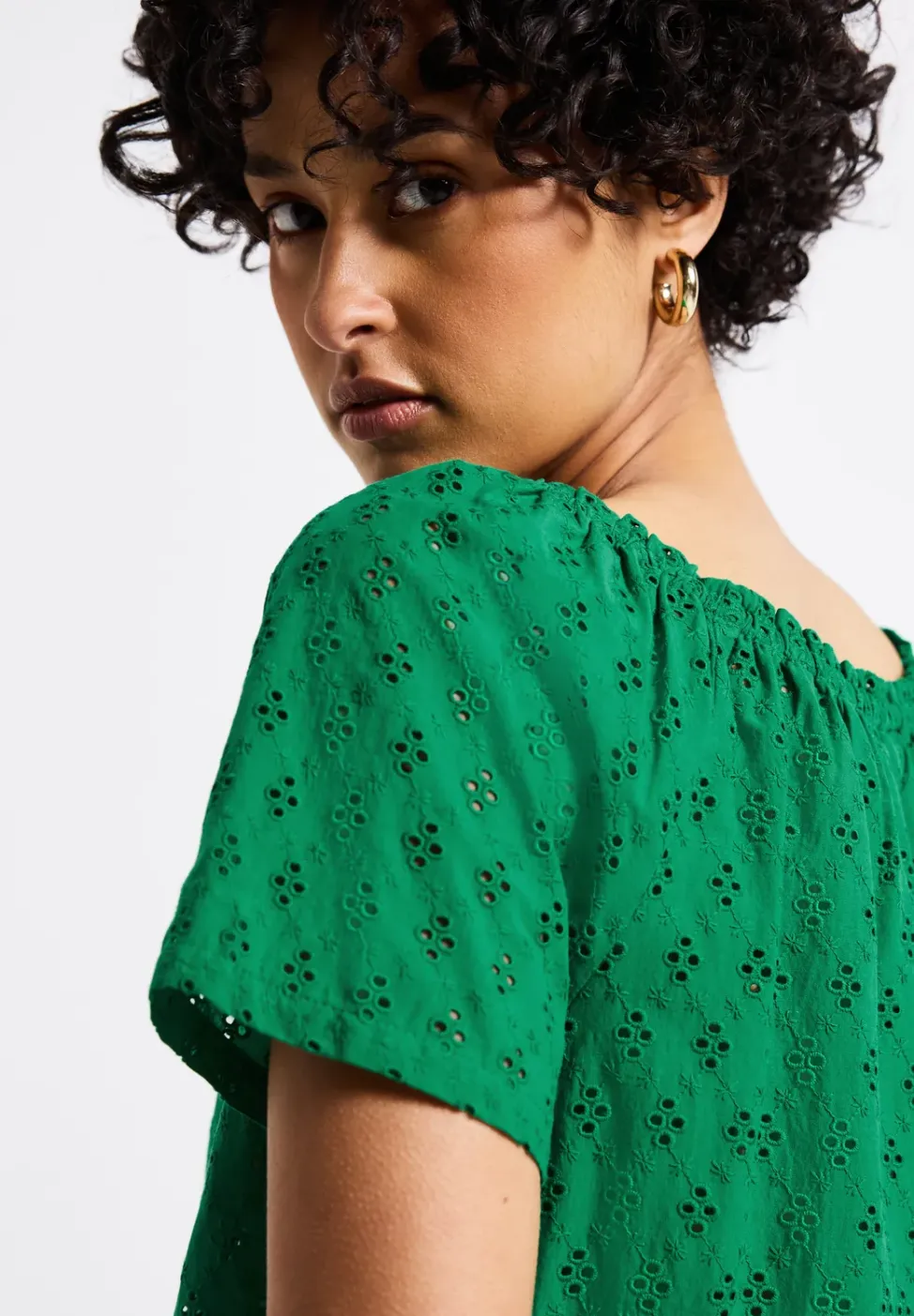 Blouse met oogjesborduursel