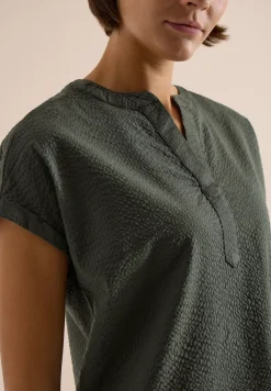 Blouse met overhangende schouders in seersucker kwaliteit