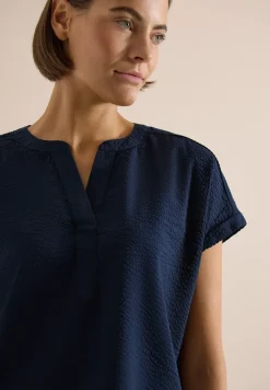 Blouse met overhangende schouders in seersucker kwaliteit