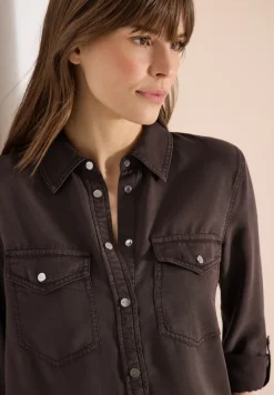 Blouse met overhemdkraag en omslag
