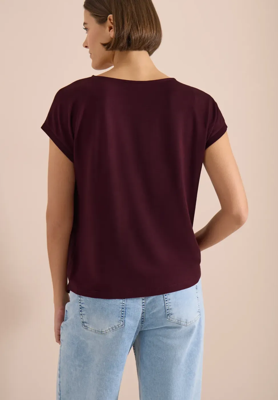 Blouse met ronde hals en knoopdetail