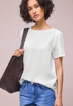 Blouse met ronde hals en korte pofmouwen