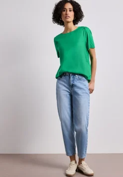 Blouse met ronde hals en korte pofmouwen