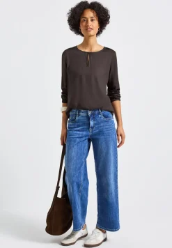 Blouse met ronde hals en uitsnijding