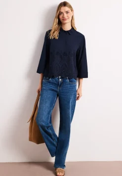 Blouse met shiffley details
