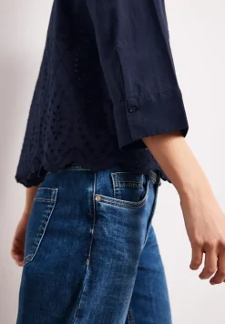 Blouse met shiffley details