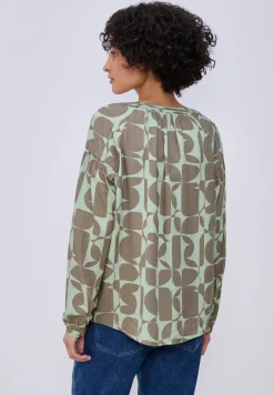 Blouse met smokdetail
