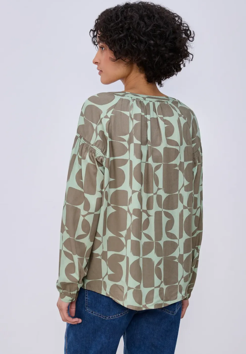 Blouse met smokdetail