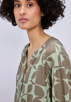 Blouse met smokdetail