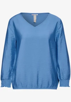 Blouse met smokdetail
