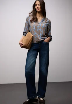 Blouse met tape details