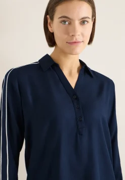 Blouse met tape details