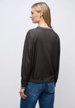Blouse met tape details