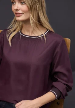 Blouse met tape details
