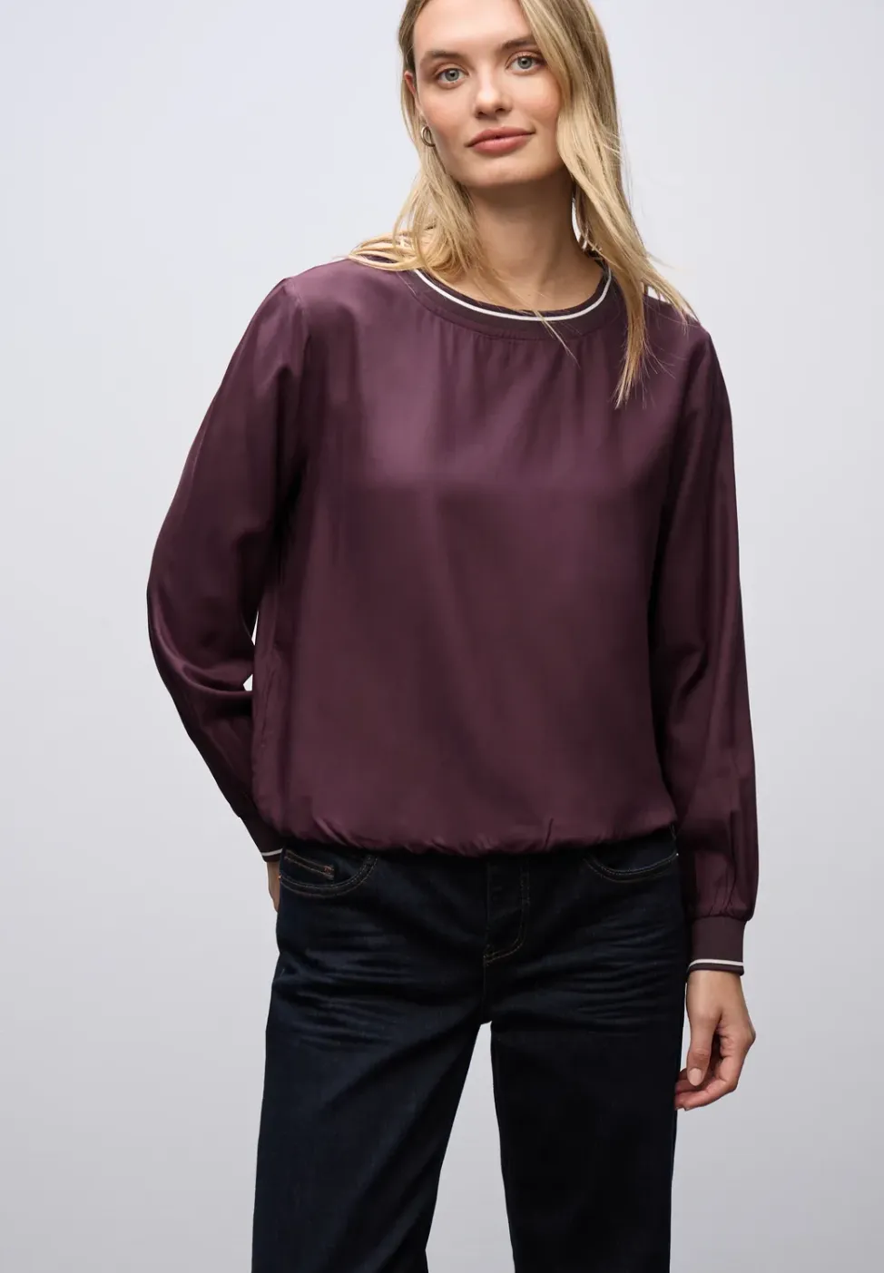 Blouse met tape details
