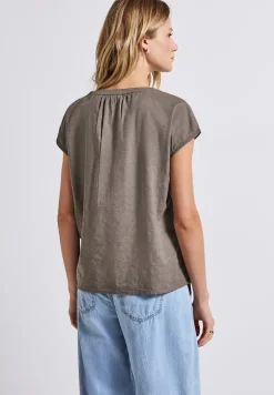 Blouse met tape details