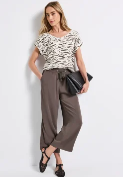 Blouse met uitsnijding aan de achterkant